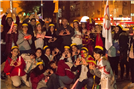מאות בני נוער במצעד הלפידים בפ"ת