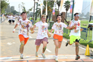מרוץ רצים בצבע 2014